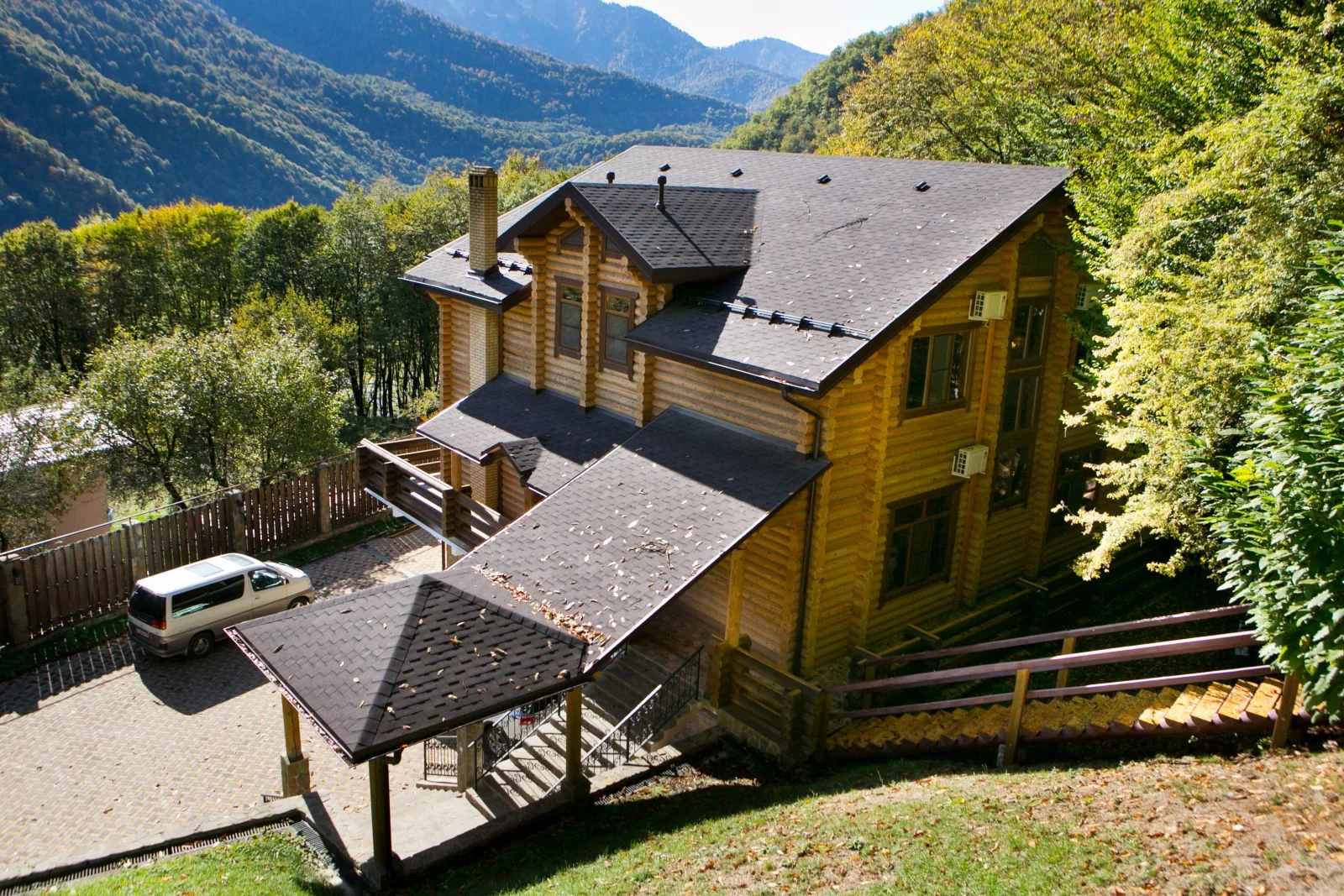 Роскошный дом в горах